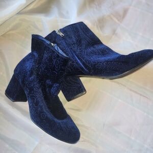Zigi Soho Navy Velvet Heeled Boots